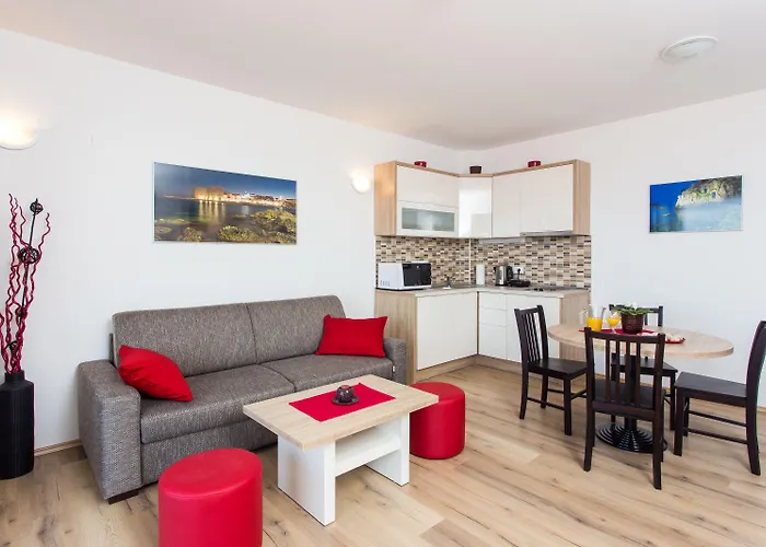 아파트먼트 안코라 아파트 *