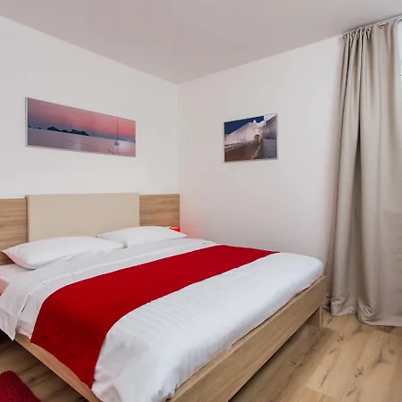 维拉安科拉公寓 公寓 *